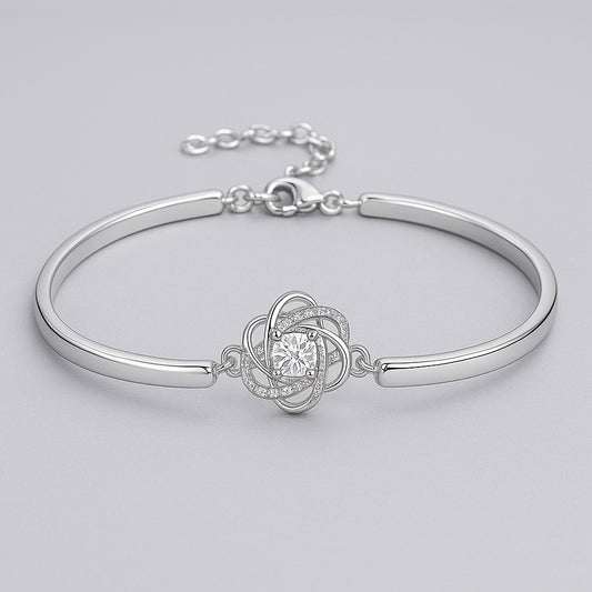 AMULETO DE BUENA FORTUNA - PULSERA DE TRÉBOL DE CUATRO HOJAS EN PLATA